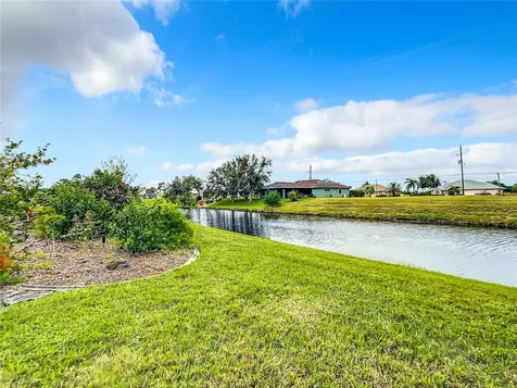 938 Boundary Boulevard Rotonda West FL 33947