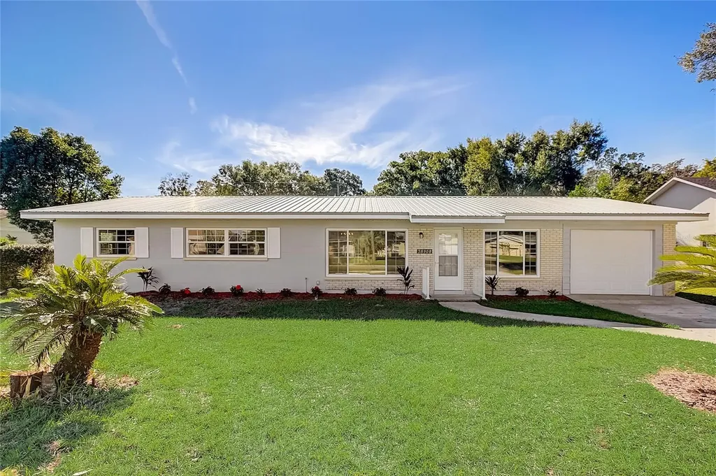 38908 5th Avenue Zephyrhills FL 33542