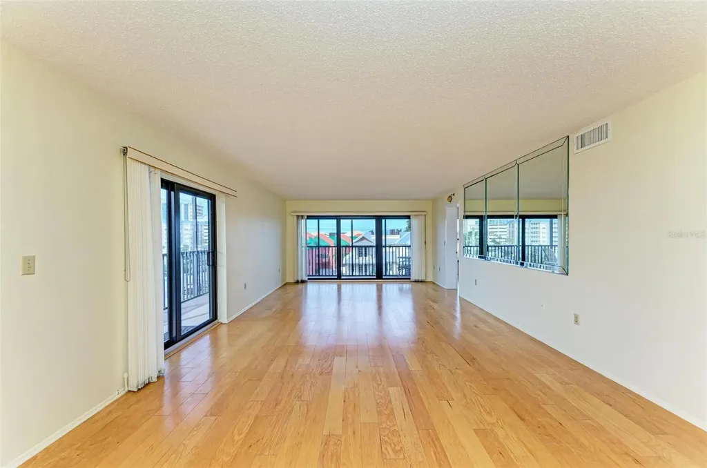 1001 Benjamin Franklin Drive Sarasota FL 34236