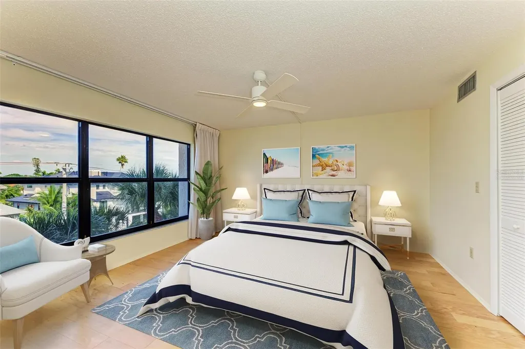 1001 Benjamin Franklin Drive Sarasota FL 34236