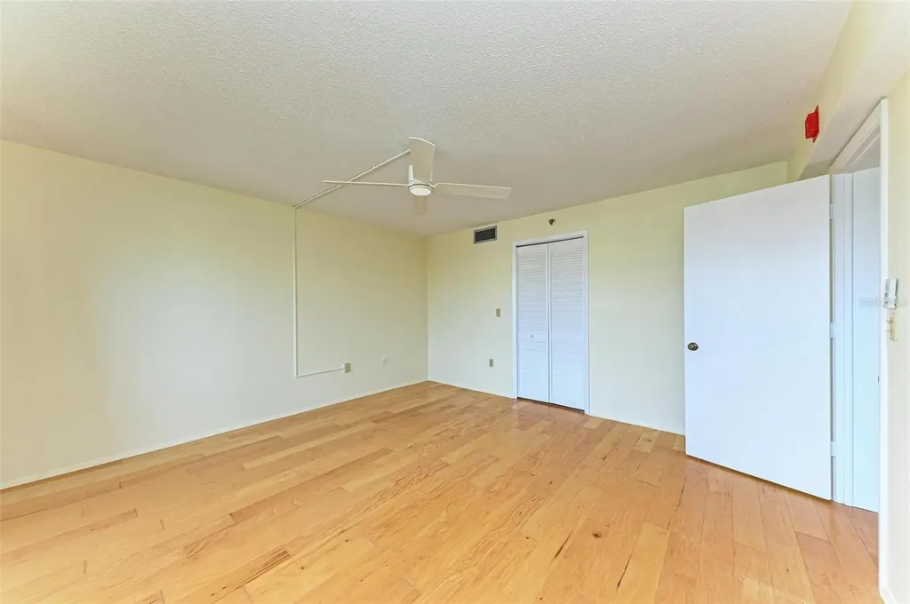 1001 Benjamin Franklin Drive Sarasota FL 34236