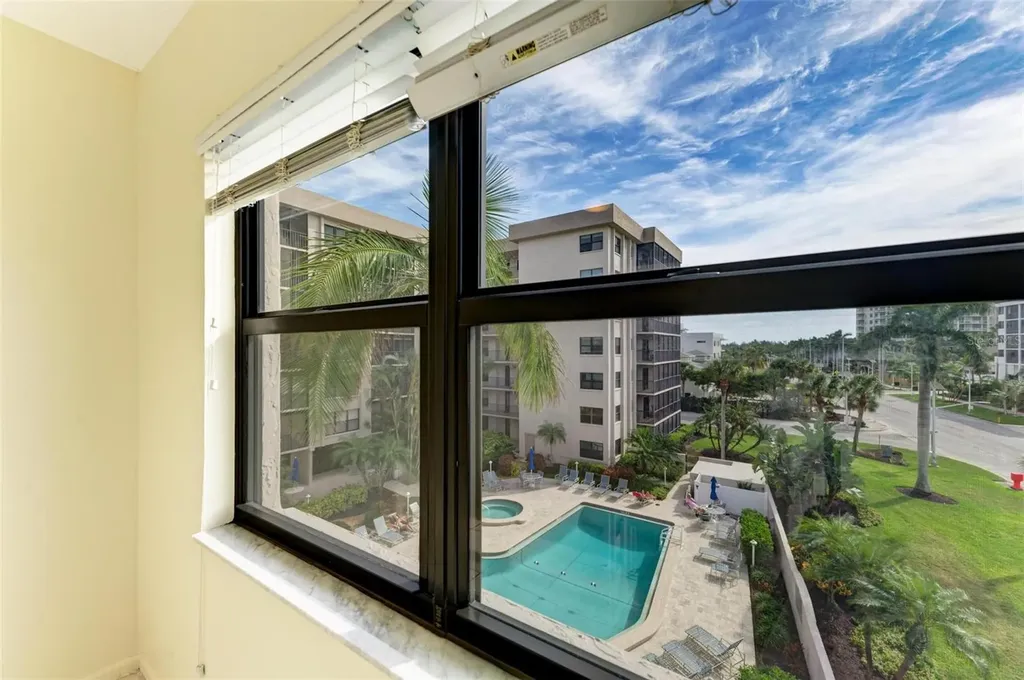 1001 Benjamin Franklin Drive Sarasota FL 34236