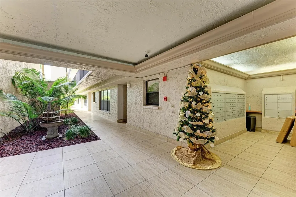 1001 Benjamin Franklin Drive Sarasota FL 34236