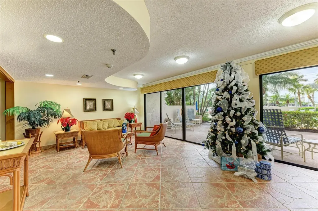 1001 Benjamin Franklin Drive Sarasota FL 34236