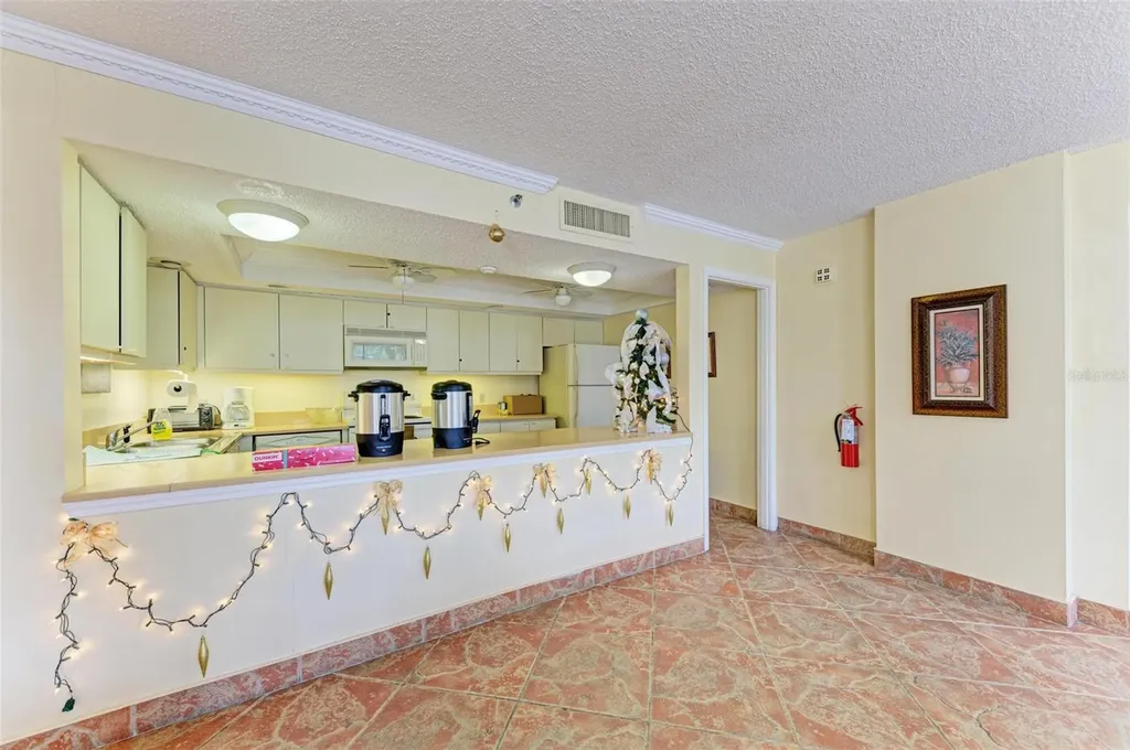 1001 Benjamin Franklin Drive Sarasota FL 34236