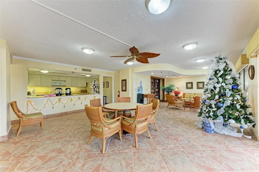 1001 Benjamin Franklin Drive Sarasota FL 34236
