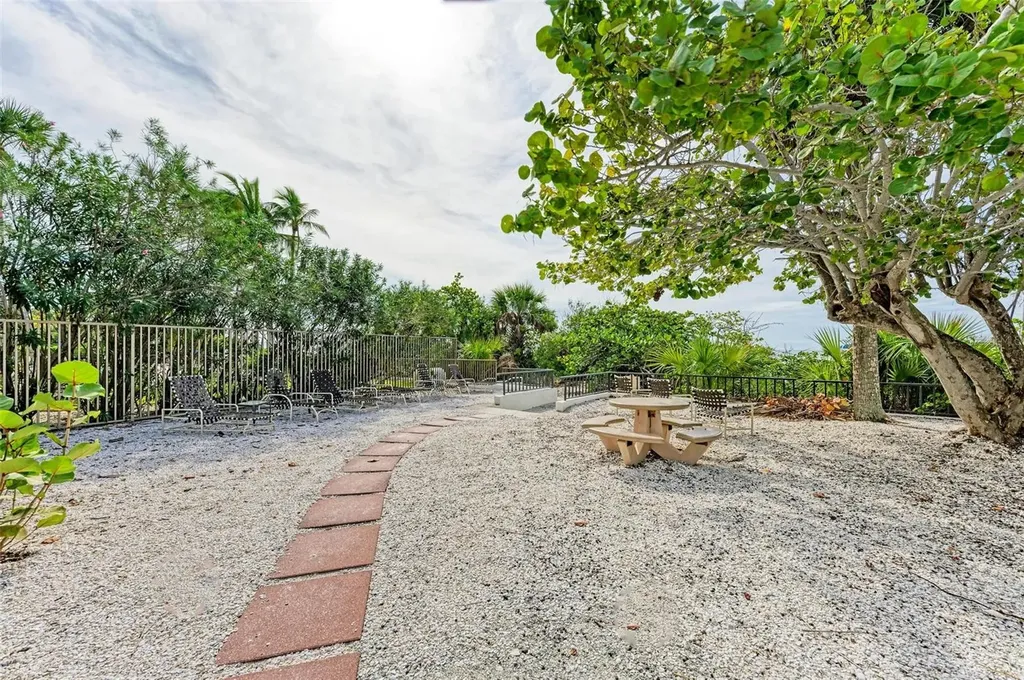 1001 Benjamin Franklin Drive Sarasota FL 34236