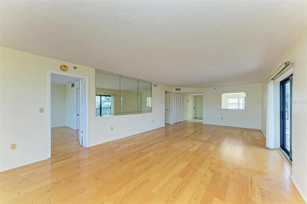 1001 Benjamin Franklin Drive Sarasota FL 34236
