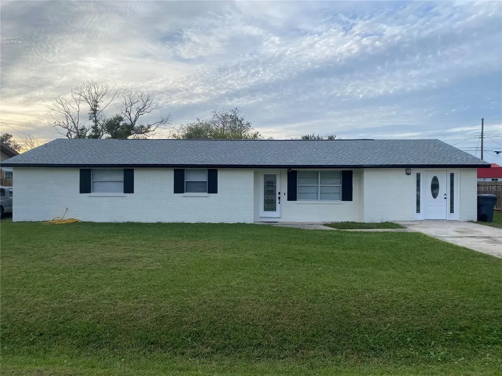 4926 Easton Street Lake Wales FL 33859