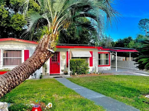 889 Saxon Boulevard Deltona FL 32725