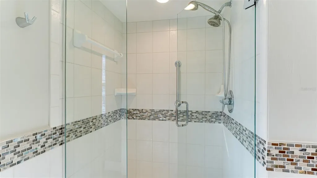 435 S Gulfstream Avenue Sarasota FL 34236