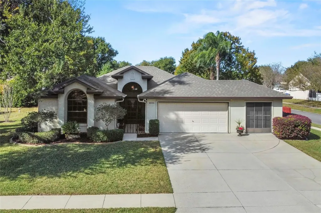 4890 Abaco Drive Tavares FL 32778