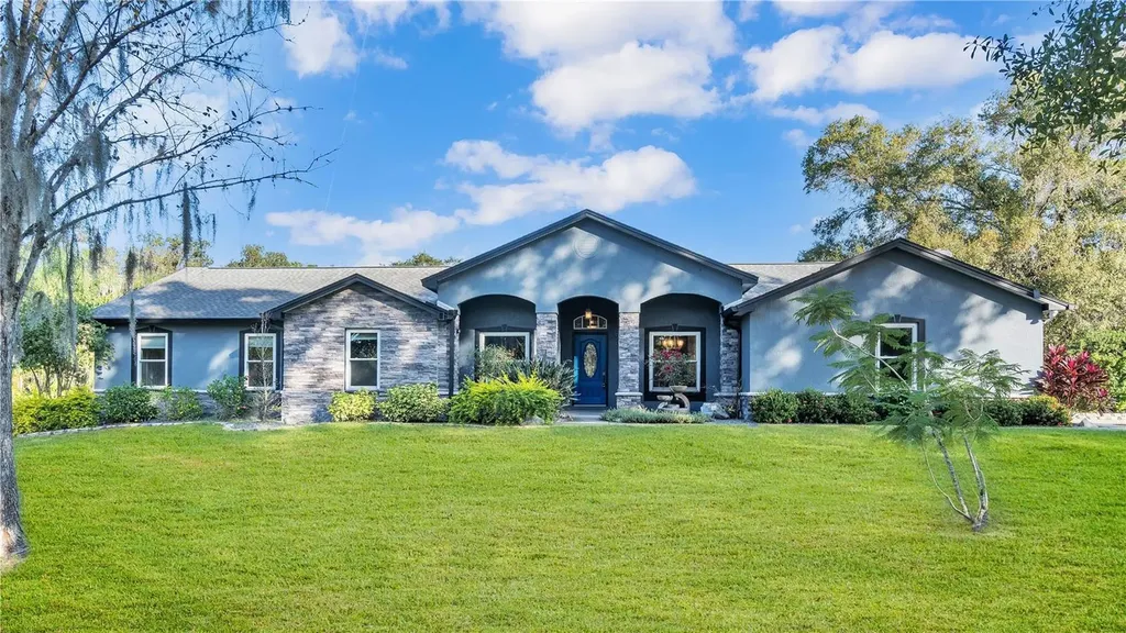 5109 Lazy Creek Court Lakeland FL 33811