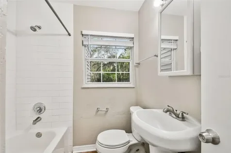 2310 E Minnehaha Street Tampa FL 33610