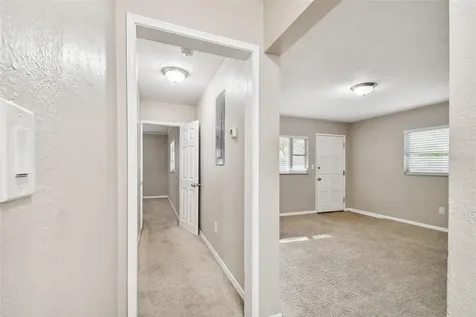 2310 E Minnehaha Street Tampa FL 33610
