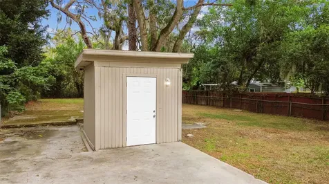 2310 E Minnehaha Street Tampa FL 33610