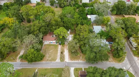 2310 E Minnehaha Street Tampa FL 33610