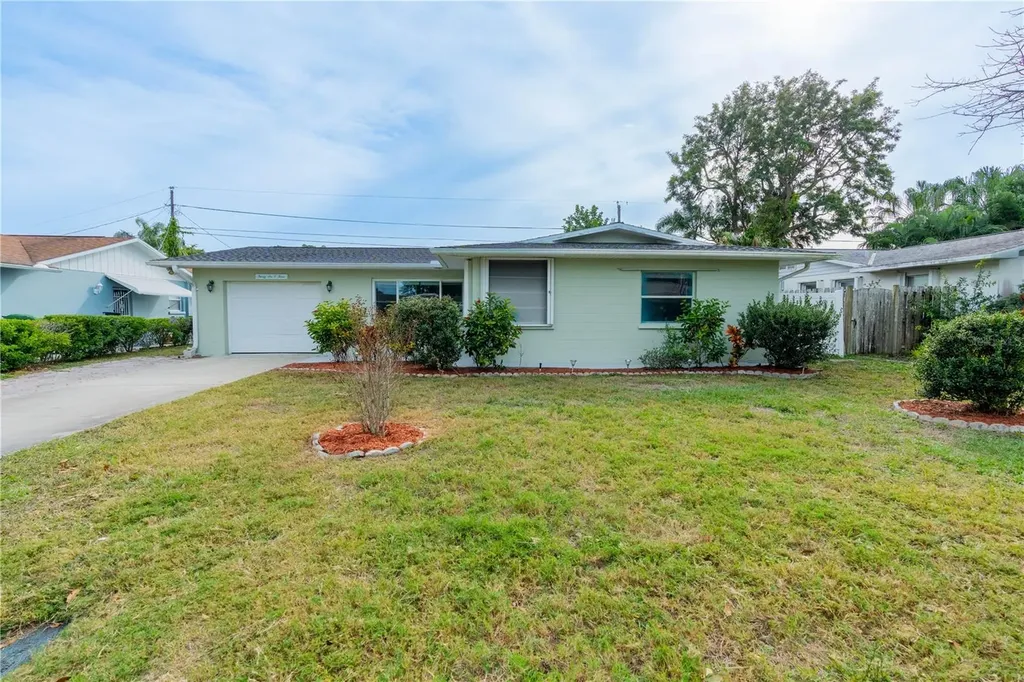 3603 York Drive W Bradenton FL 34205