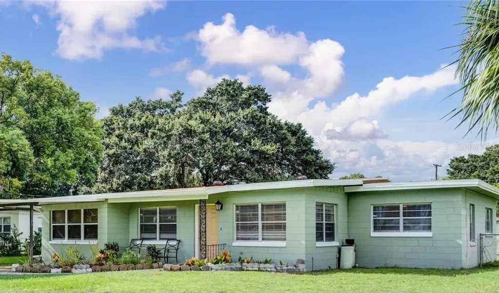 1419 Sawyerwood Avenue Orlando FL 32809