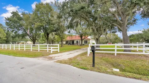40 Lake Arrowhead Drive Winter Haven FL 33880