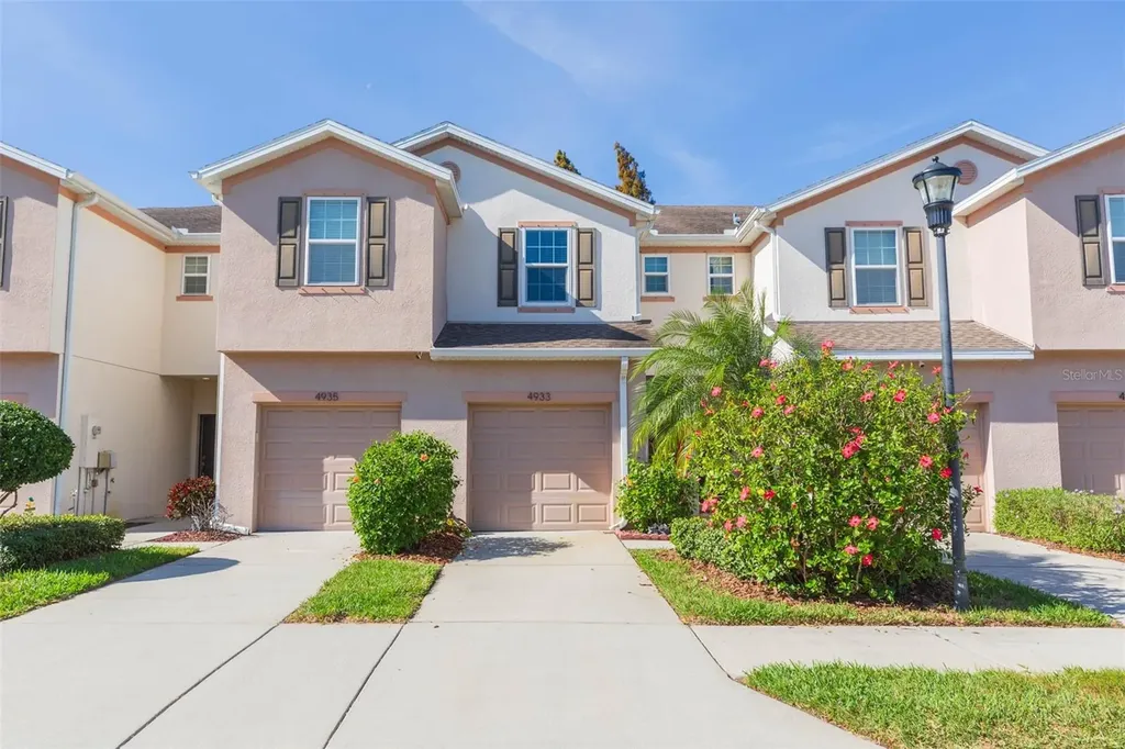 4933 White Sanderling Court Tampa FL 33619