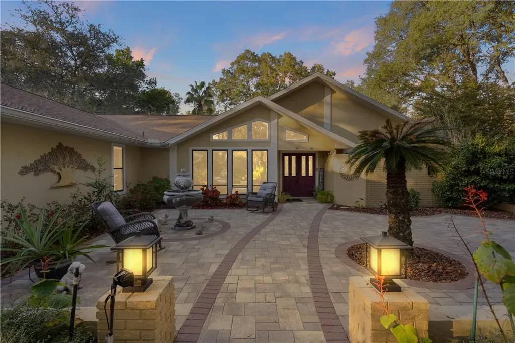 2745 W Elm Blossom Street Beverly Hills FL 34465