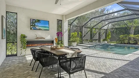 1023 143rd Street NE Bradenton FL 34212