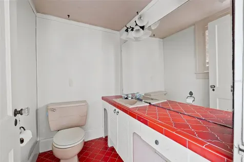 1936 Arrowhead Drive NE St Petersburg FL 33703