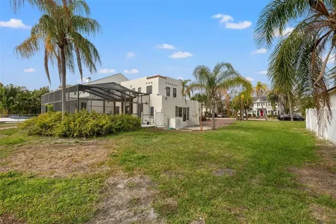 1936 Arrowhead Drive NE St Petersburg FL 33703