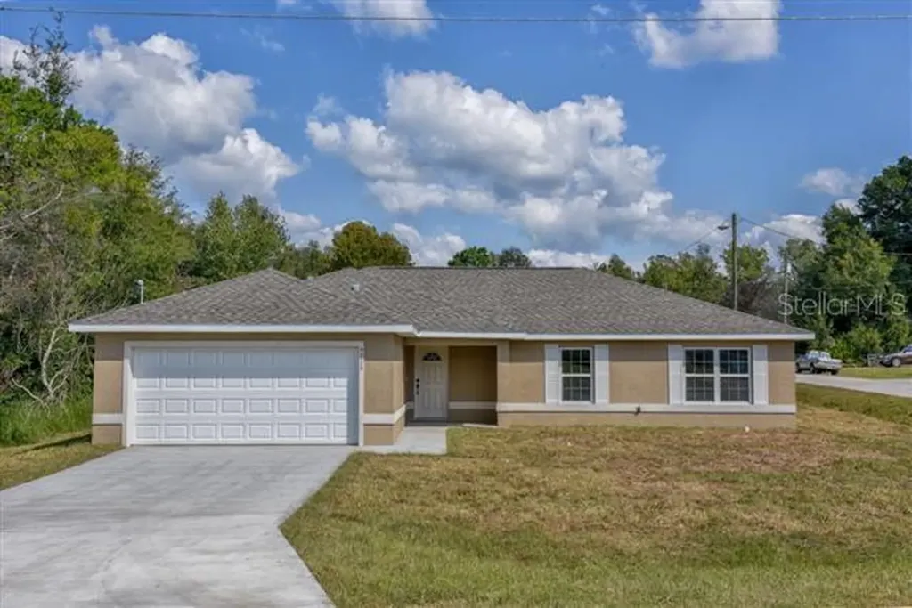 12472 SW 85th Place Dunnellon FL 34432