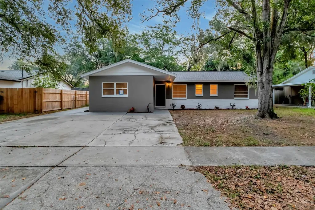 1603 N Taylor Road Brandon FL 33510