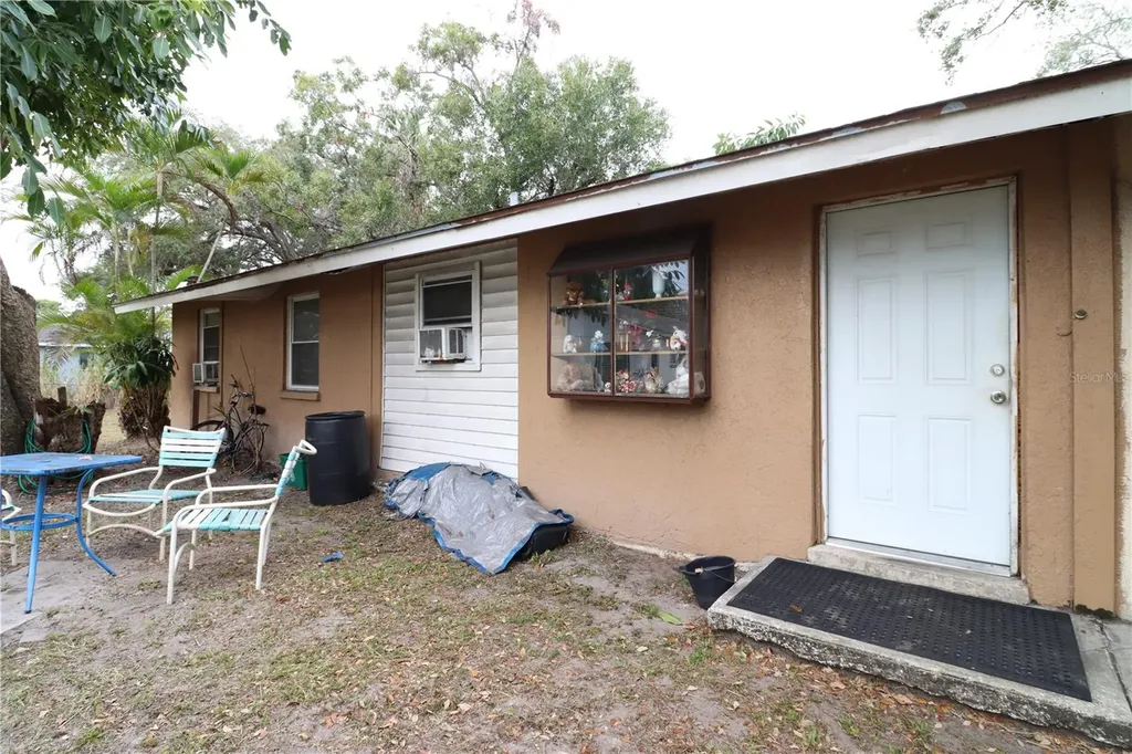 1016 7th Street E Bradenton FL 34208