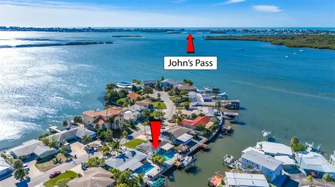 8535 42nd Avenue N St Petersburg FL 33709