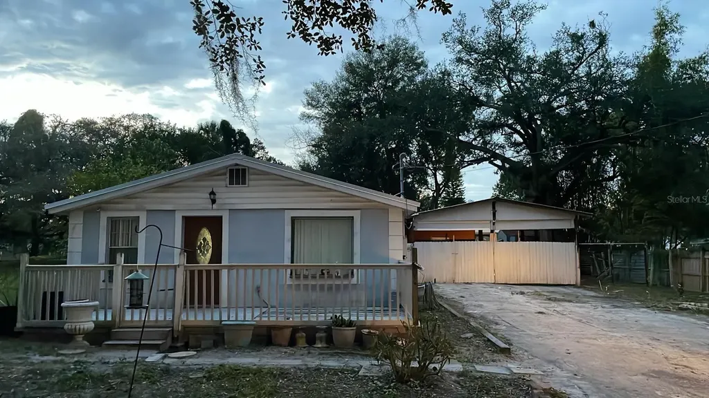 8518 N Ashley Street Tampa FL 33604