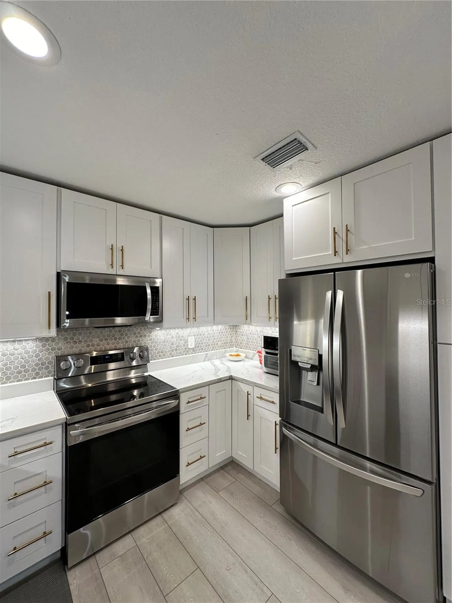 107 22nd Street E Bradenton FL 34208