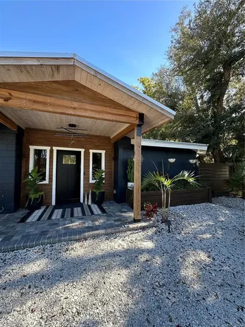 107 22nd Street E Bradenton FL 34208