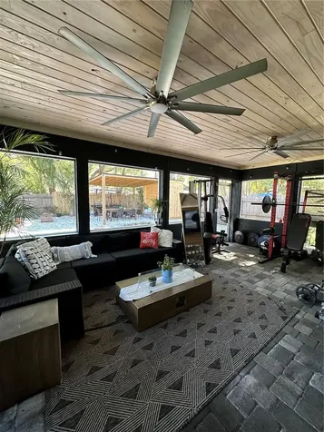 107 22nd Street E Bradenton FL 34208