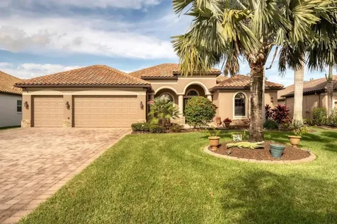 977 145th Street Circle NE Bradenton FL 34212