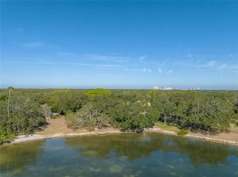 6210 Bayshore Boulevard Tampa FL 33611