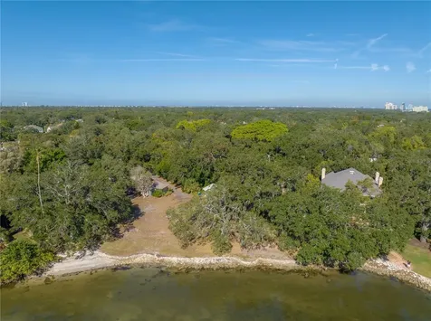 6210 Bayshore Boulevard Tampa FL 33611