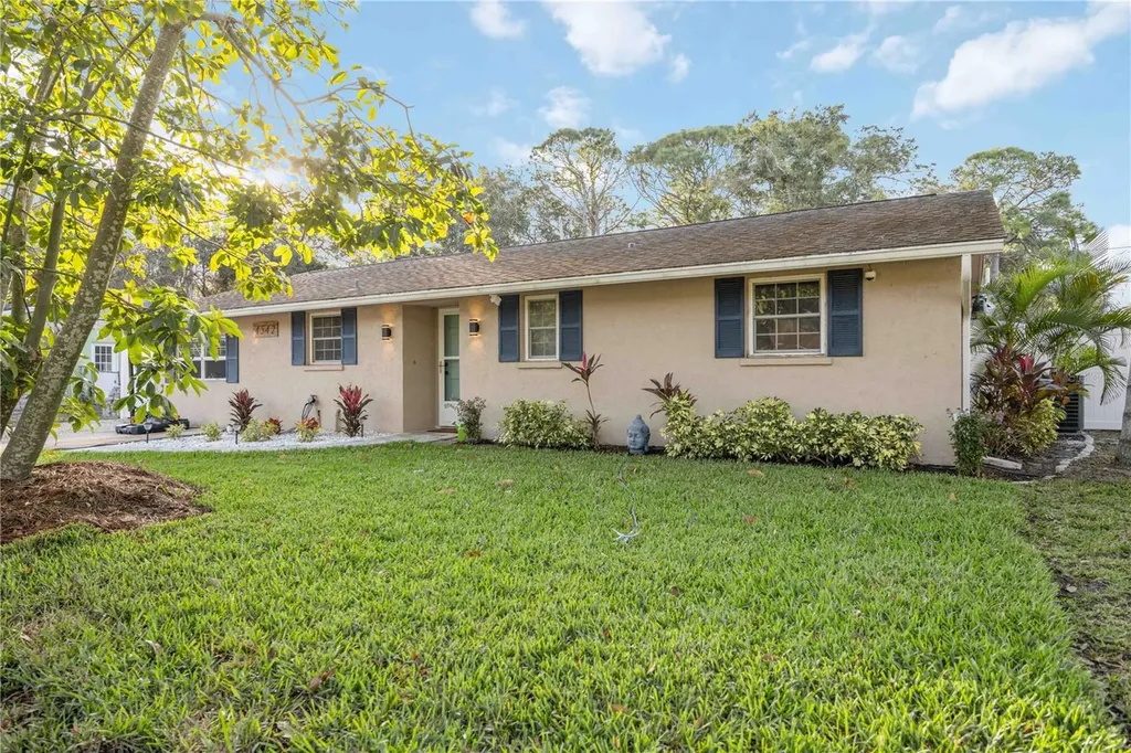 4542 Linwood Street Sarasota FL 34232