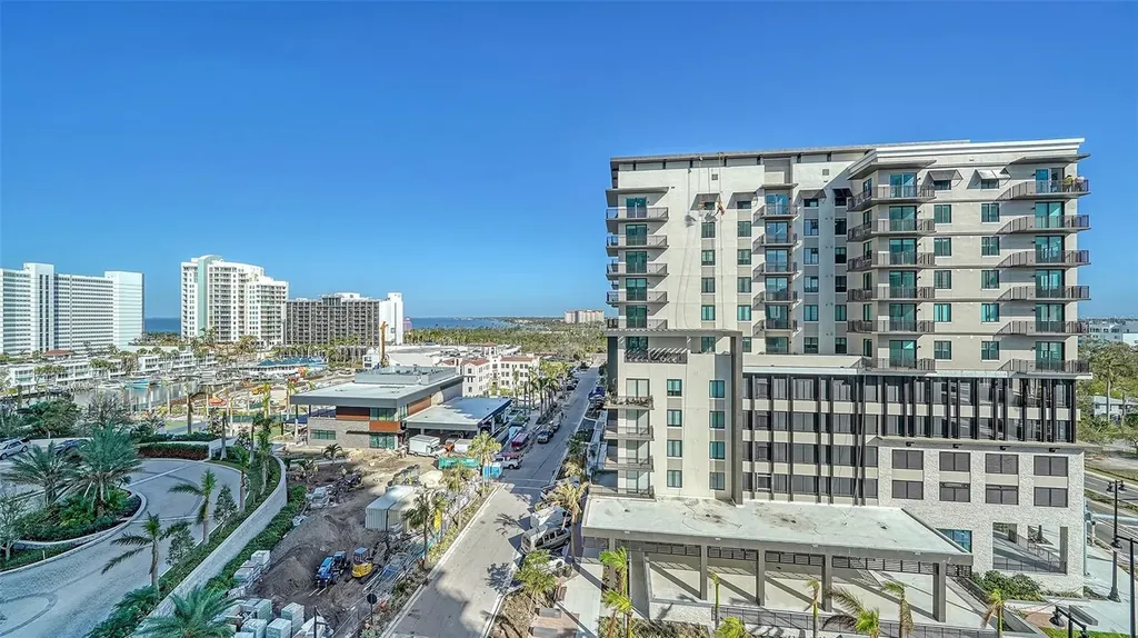 301 Quay Commons Drive Sarasota FL 34236