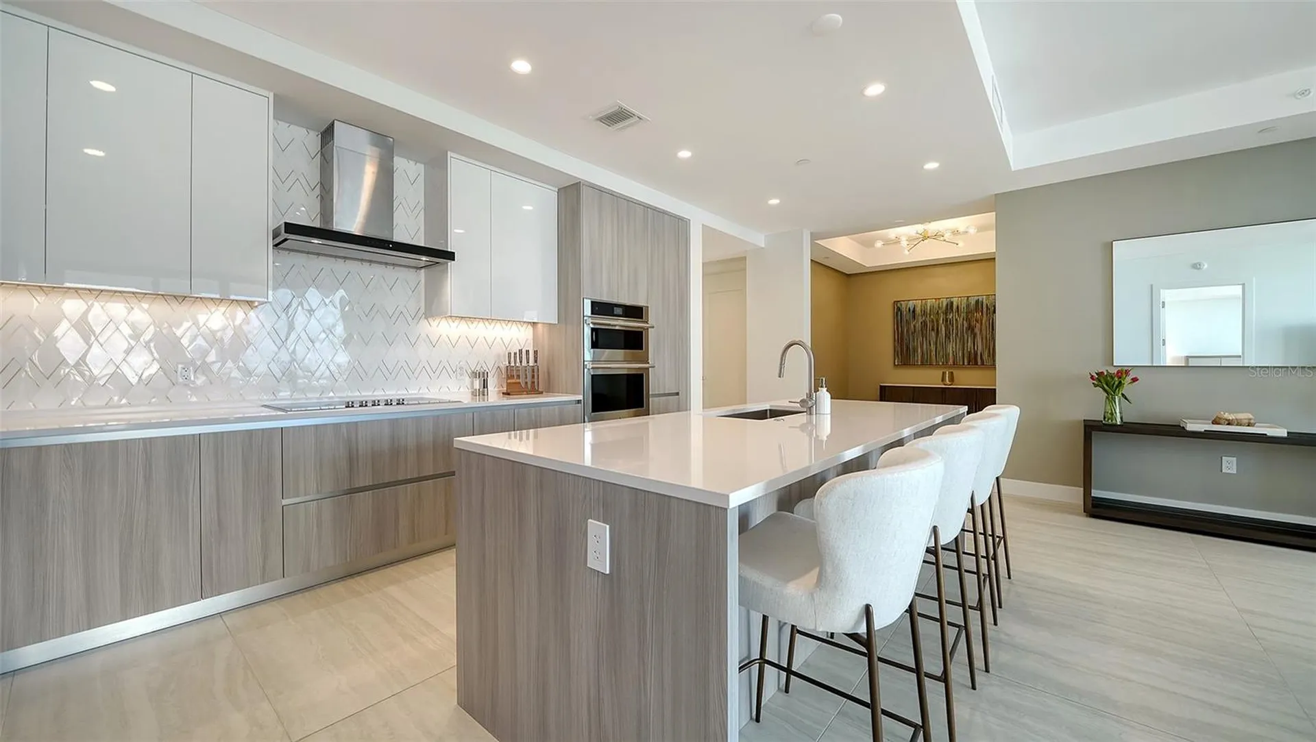 301 Quay Commons Drive Sarasota FL 34236