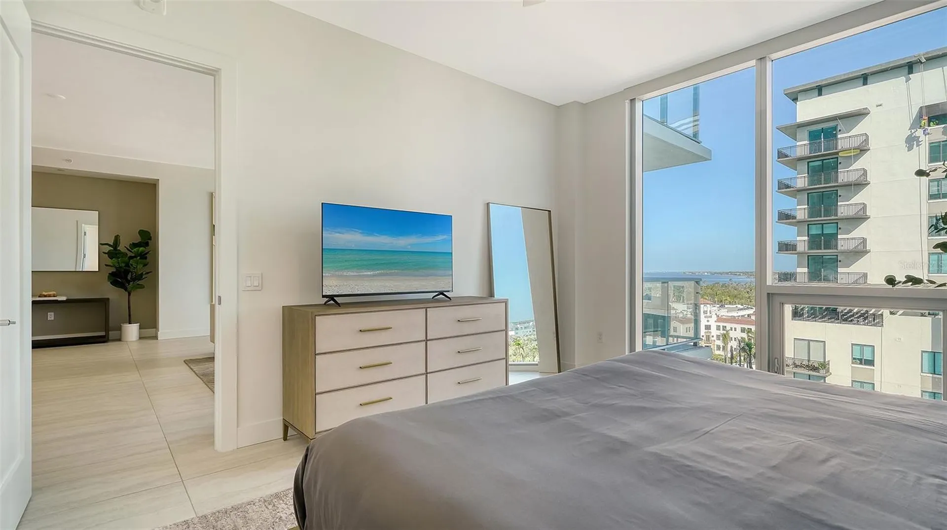 301 Quay Commons Drive Sarasota FL 34236