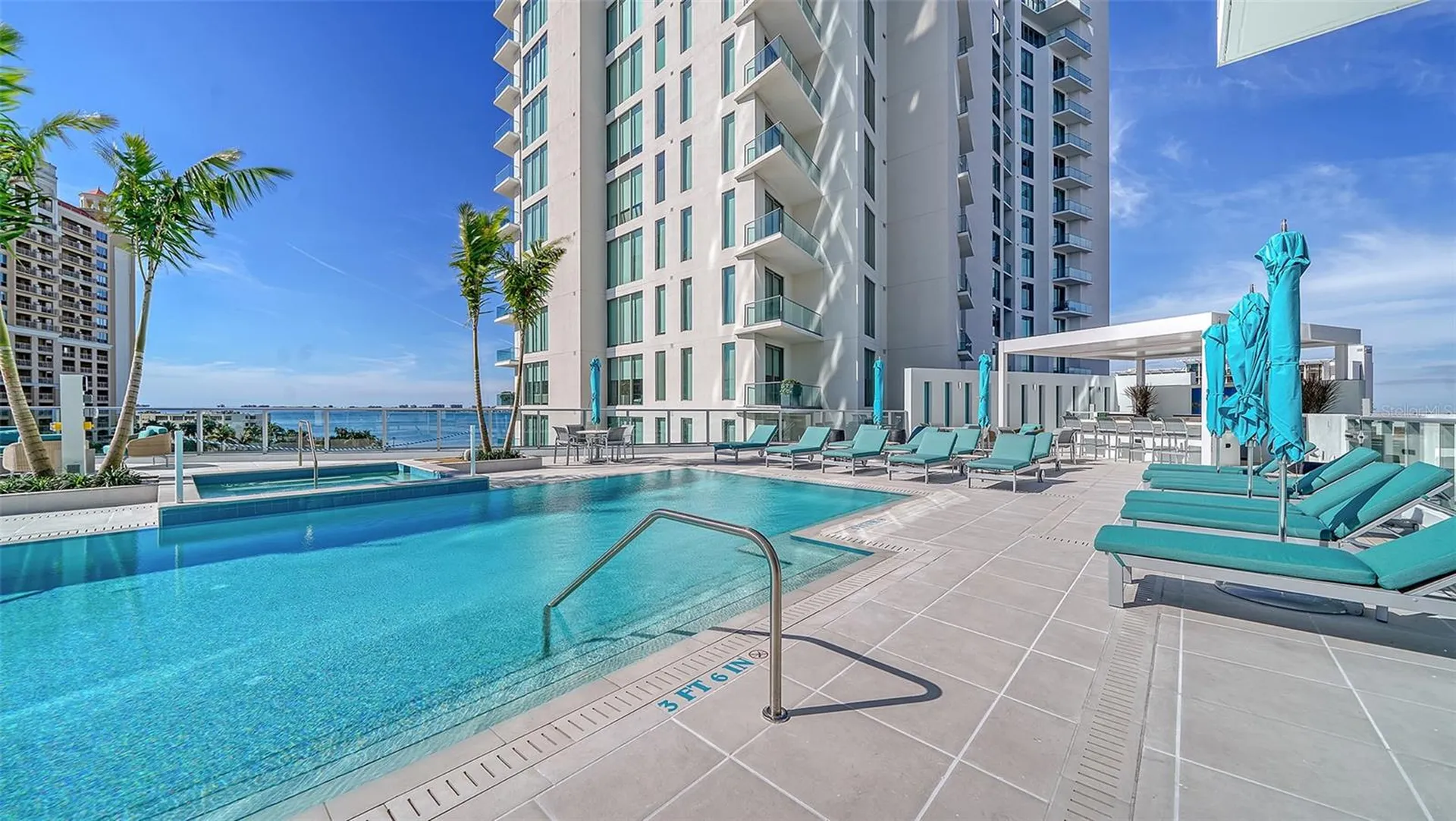 301 Quay Commons Drive Sarasota FL 34236