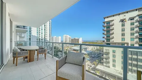 301 Quay Commons Drive Sarasota FL 34236