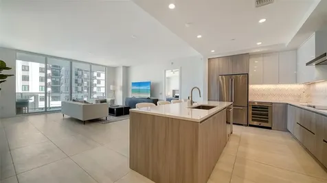 301 Quay Commons Drive Sarasota FL 34236
