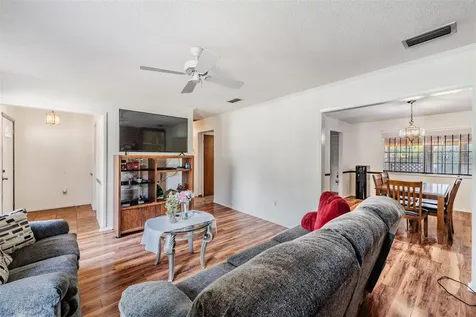 36736 Suwanee Way Dade City FL 33525