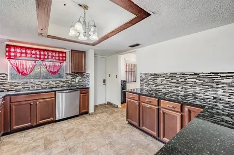 36736 Suwanee Way Dade City FL 33525