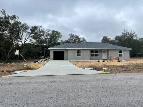4562 SW Hyacinth Court Dunnellon FL 34431